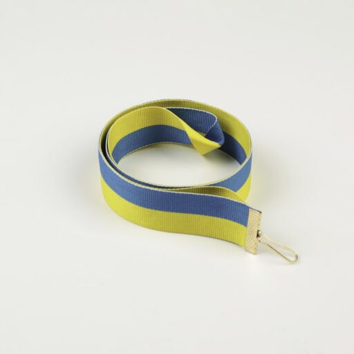 Лента Украинская с клипсой и карабином для медалей и бейджей 25мм Артприз 5925