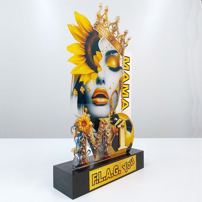 Нагорода Футбольна  F.L.A.G. МАМА 35х20см Артприз 5874-5