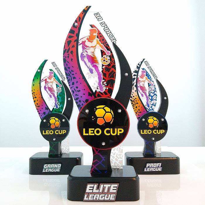 Як правильно обрати спортивні кубки для масштабного турніру з футболу