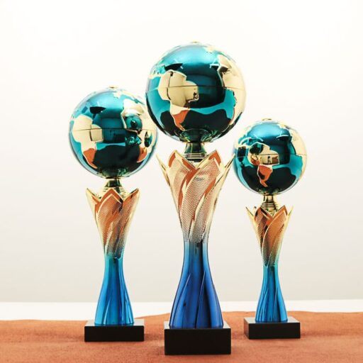 Кубок нагородний K6139B на мармуровій основі H33см, чаша земна куля D12см