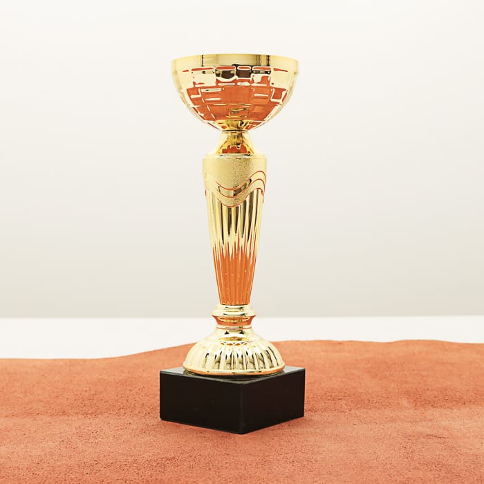 Кубок нагородний K6145C золотий на мармуровій основі H18см, чаша D7см