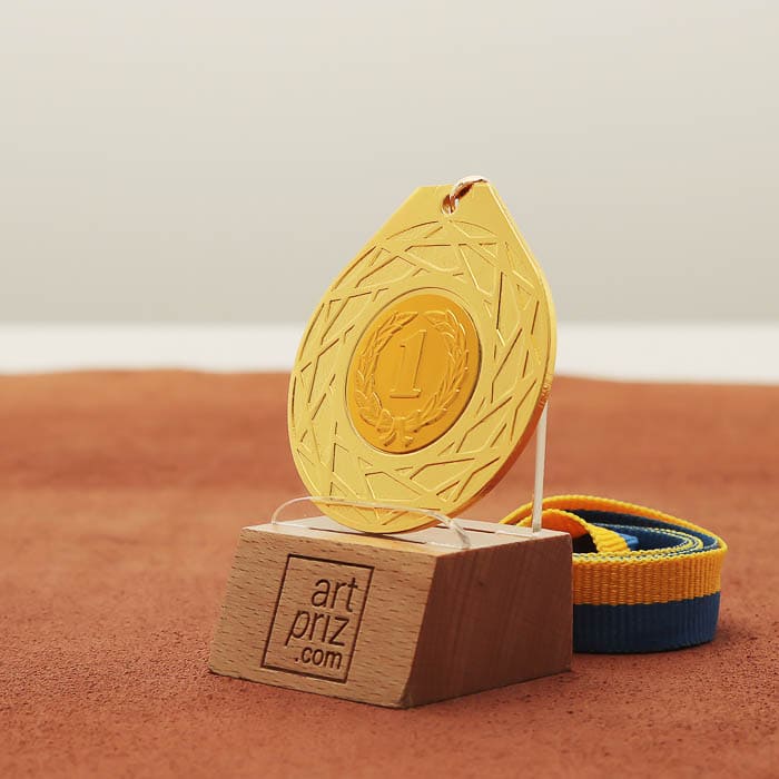 Медаль універсальна MA5017 золота зі стрічкою D50мм жетон D25мм