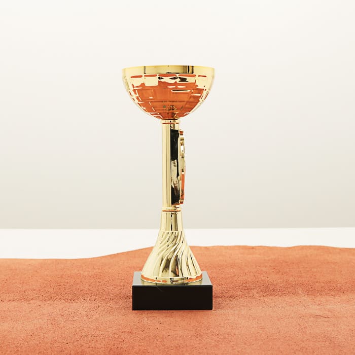Кубок нагородний K6146A золотий на мармуровій основі H23см, чаша D10см