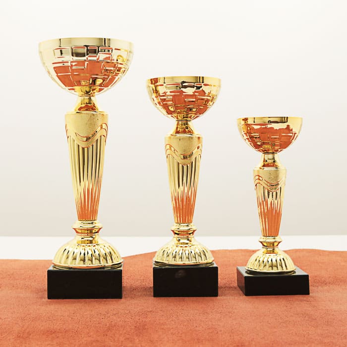 Кубок нагородний K6145A золотий на мармуровій основі H26см, чаша D10см