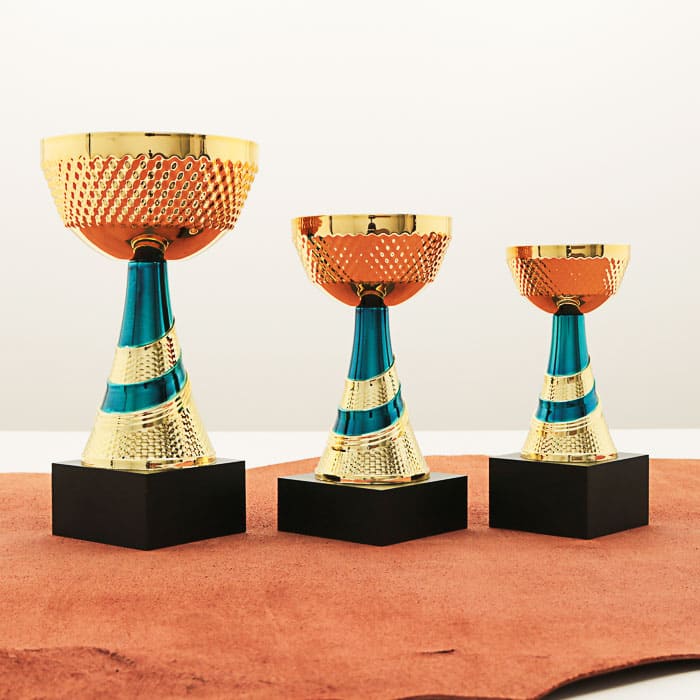 Кубок нагородний K5117C золотий на дерев’яній основі H16см, чаша D70мм