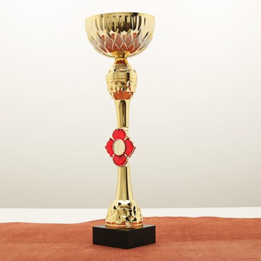 Кубок нагородний K6140C золотий на дерев’яній основі H34см, чаша D10см