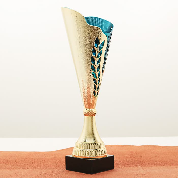 Кубок нагородний K5101C золотий на мармуровій основі H32см