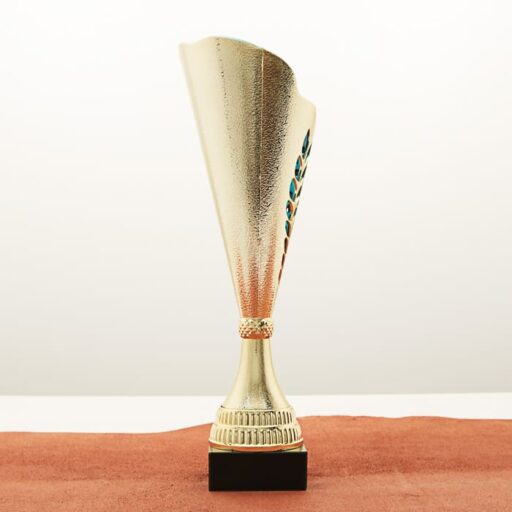 Кубок нагородний K5101C золотий на мармуровій основі H32см