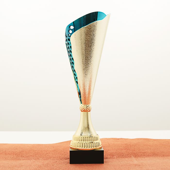 Кубок нагородний K5100A золотий на дерев’яній основі H37см