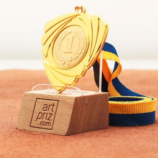 Медаль МА5016 Золото зі стрічкою D50мм з жетоном D25мм