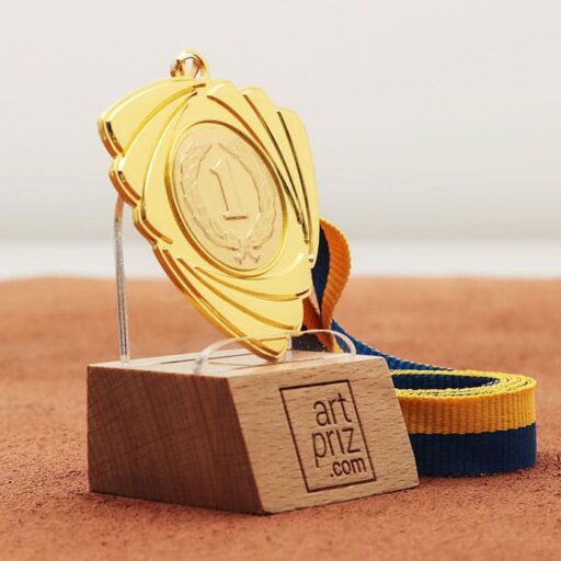 Медаль МА5016 Золото зі стрічкою D50мм з жетоном D25мм