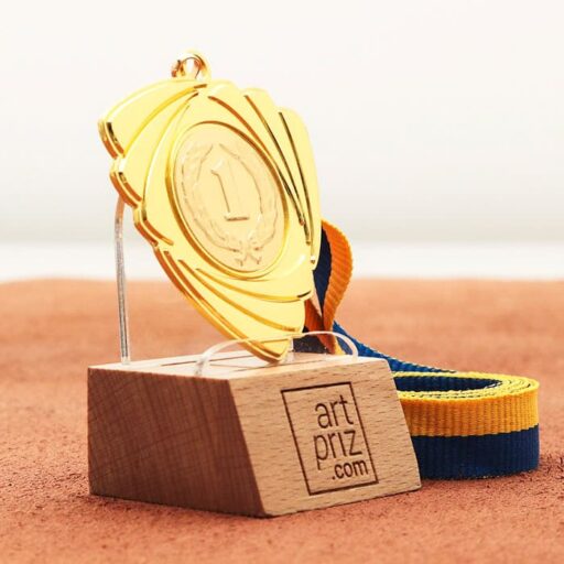 Медаль МА5016 Золото зі стрічкою D50мм з жетоном D25мм