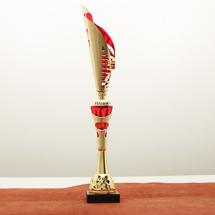 Кубок нагородний K5102B золотий на дерев’яній основі H49см