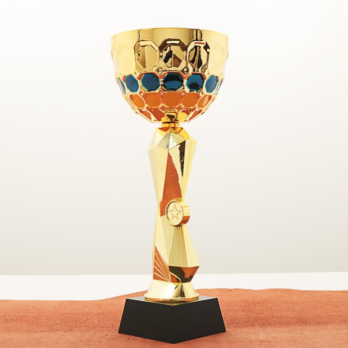 Кубок нагородний K5122C золотий на дерев’яній основі H31см, чаша D12см