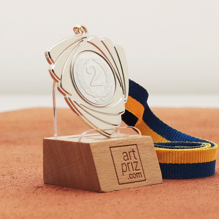 Медаль МА5016 Cрібло зі стрічкою D50мм з жетоном D25мм