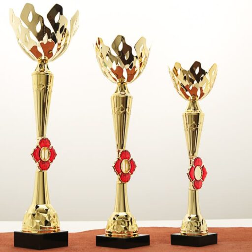 Кубок нагородний K5113B золотий на мармуровій основі H40см, чаша D12см