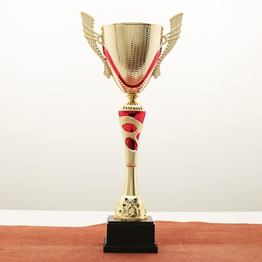 Кубок нагородний K5106B золотий на дерев’яній основі H46см, чаша D12см