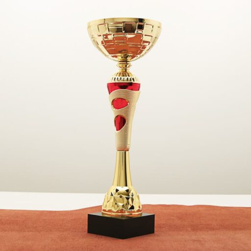 Кубок нагородний K5105A золотий на дерев’яній основі H39см, чаша D14см