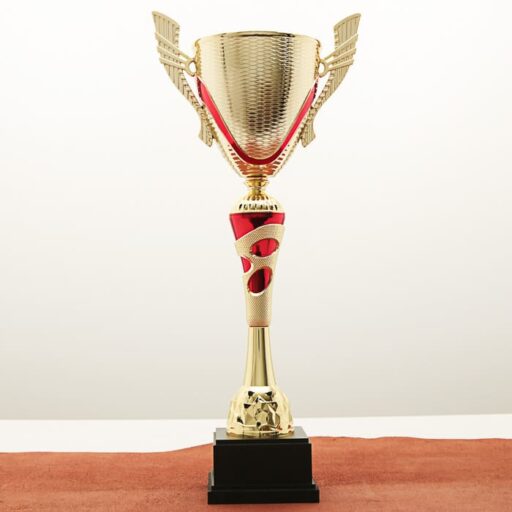 Кубок нагородний K5106C золотий на дерев’яній основі H38см, чаша D10см