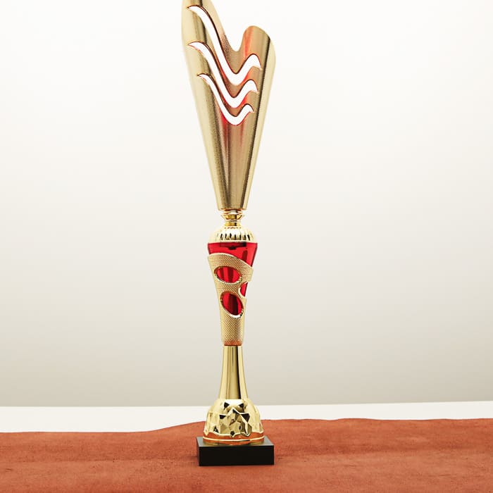 Кубок нагородний K5102C золотий на дерев’яній основі H45см