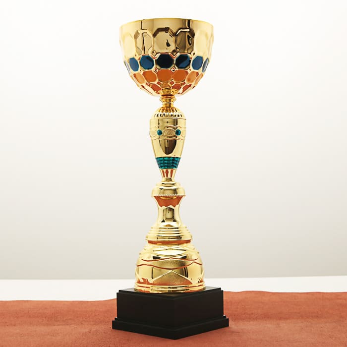 Кубок нагородний K5116A золотий на дерев’яній основі H50см, чаша D16см