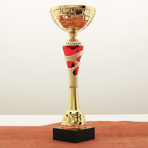 Кубок нагородний K5105D золотий на дерев’яній основі H25см, чаша D8см