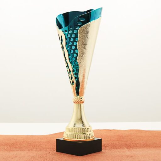 Кубок нагородний K5100C золотий на дерев’яній основі H32см