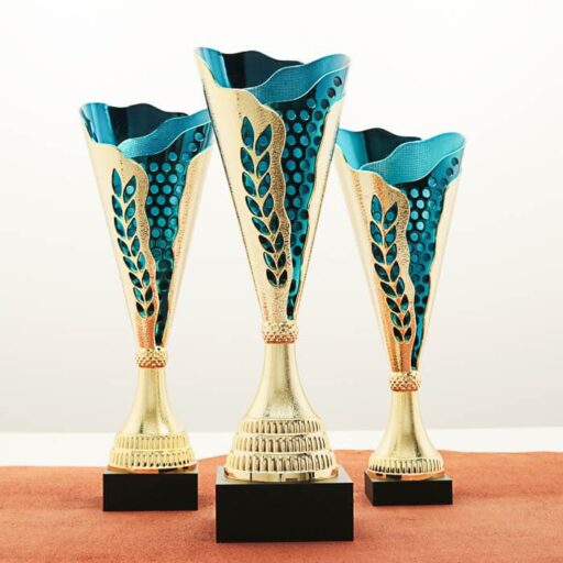 Кубок нагородний K5100C золотий на дерев’яній основі H32см