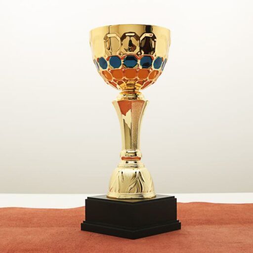 Кубок нагородний MA5121A золотий на дерев’яній основі H39см, металева чаша 16см