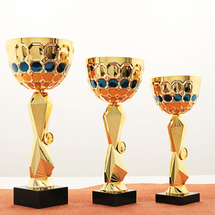 Кубок нагородний K5108A золотий на мармуровій основі H38см, чаша D16см