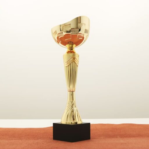 Кубок нагородний K5130B золотий на дерев’яній основі H30см, чаша D10см