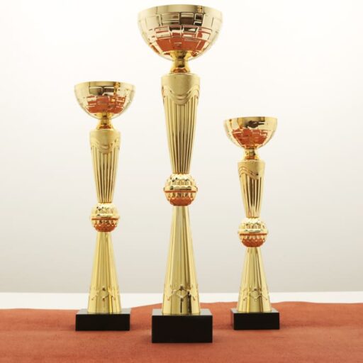 Кубок нагородний K5114B золотий на мармуровій основі H31см, чаша D8см