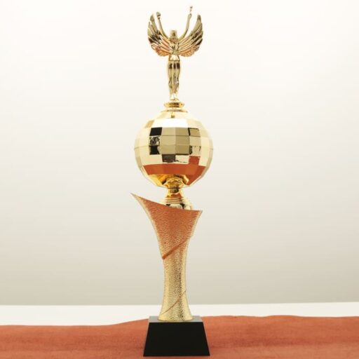 Кубок нагородний K6142B золотий зі статуеткою Ніка на дерев’яній основі H44см