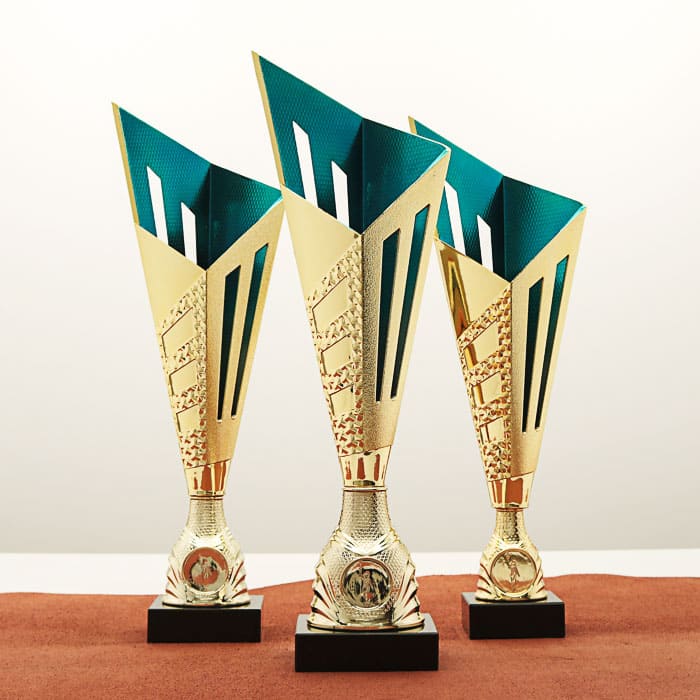 Кубок нагородний K5115B золотий на мармуровій основі H33см