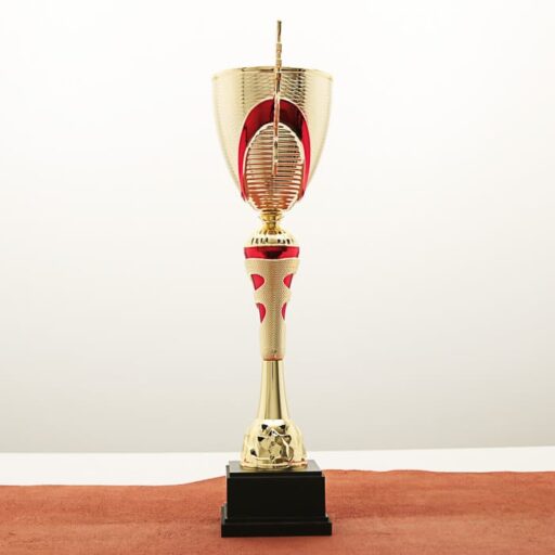 Кубок нагородний K5106A золотий на дерев’яній основі H53см, чаша D14см