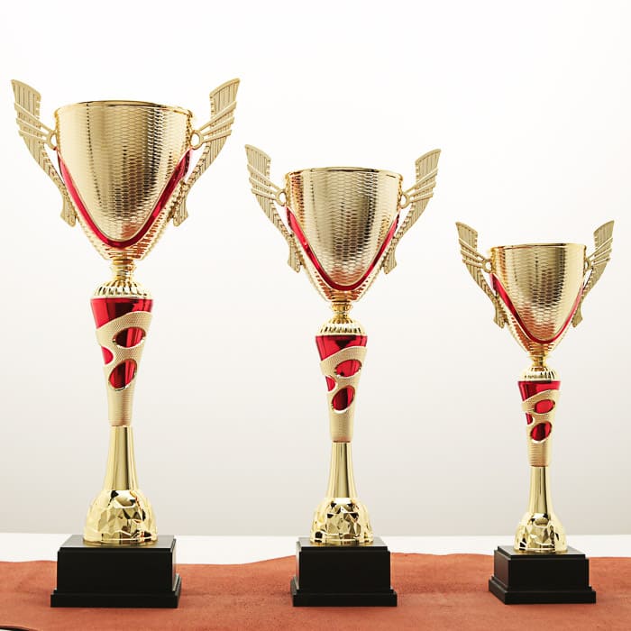 Кубок нагородний K5106A золотий на дерев’яній основі H53см, чаша D14см