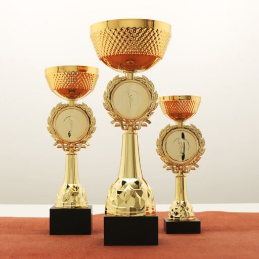 Кубок нагородний K5133A золотий на дерев’яній основі H31см, чаша D12см