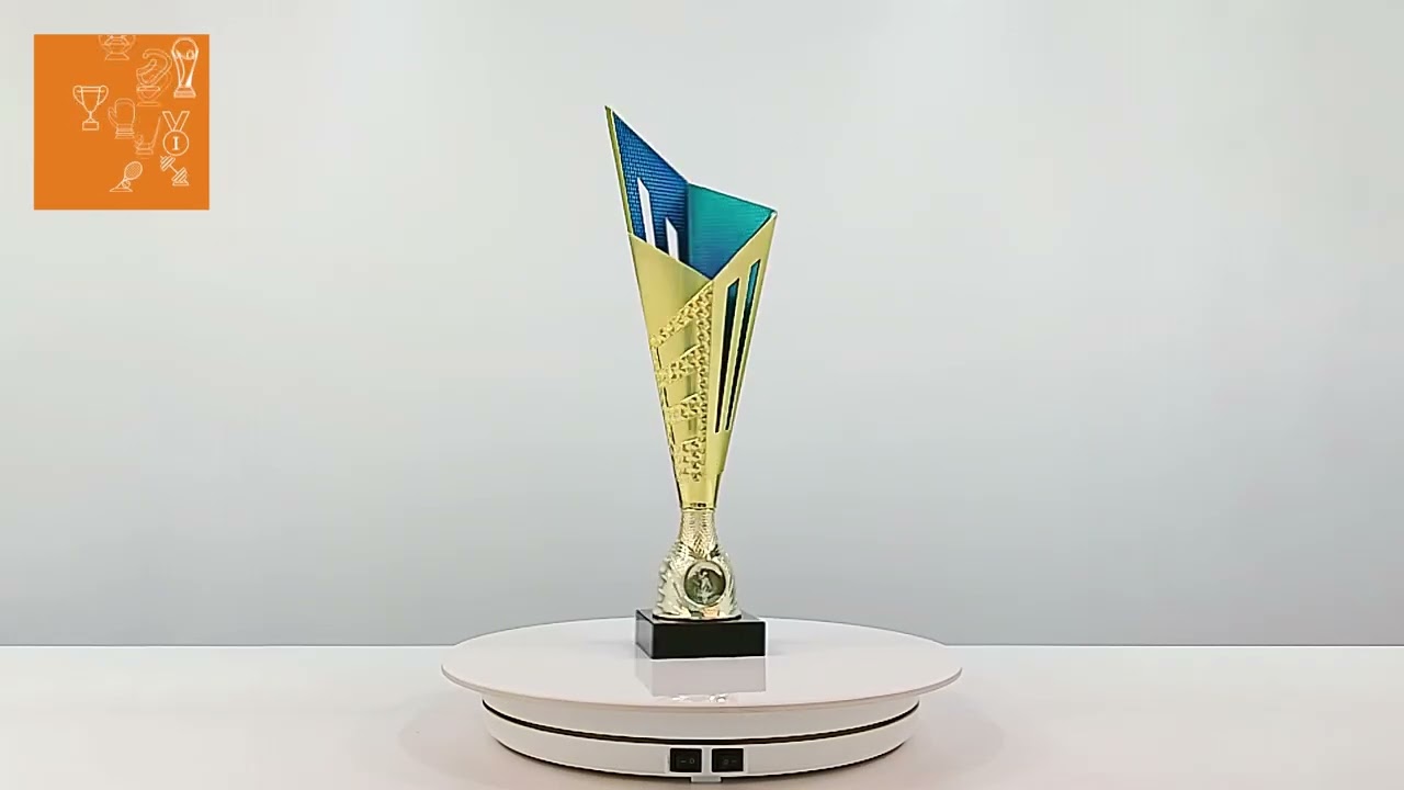 Кубок нагородний K5115A золотий на мармуровій основі H34см