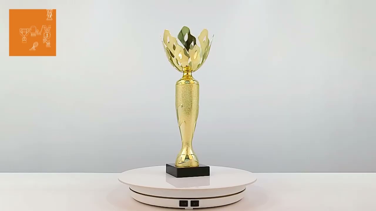 Кубок нагородний K5129C золотий на мармуровій основі H26см, чаша D10см