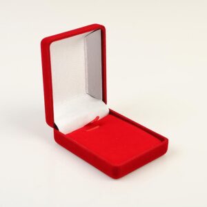 Футляр червоний оксамитовий (бархатний) для медалей нагород, монет, орденів 75х60х30мм FB311B