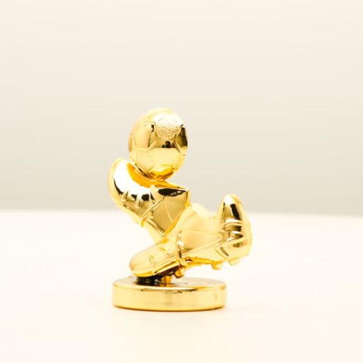 Фігурка нагородна бутси з м’ячем пластик золота H8см Артприз